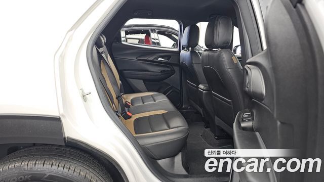 Chevrolet Korea Trailblazer 2022 — photo 18