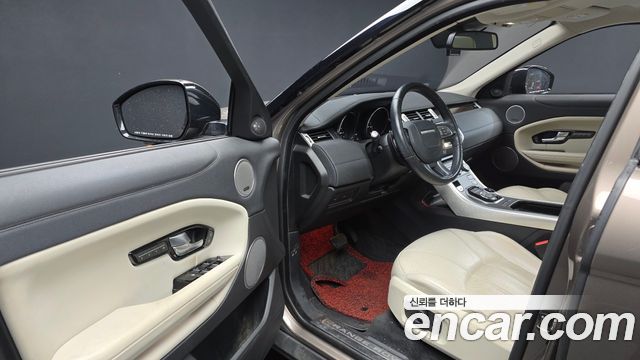 Land Rover Range Rover Evoque 2016 — photo 10