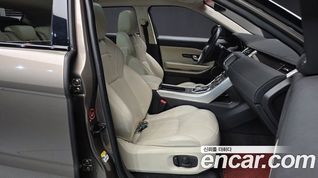 Land Rover Range Rover Evoque 2016 — photo 11