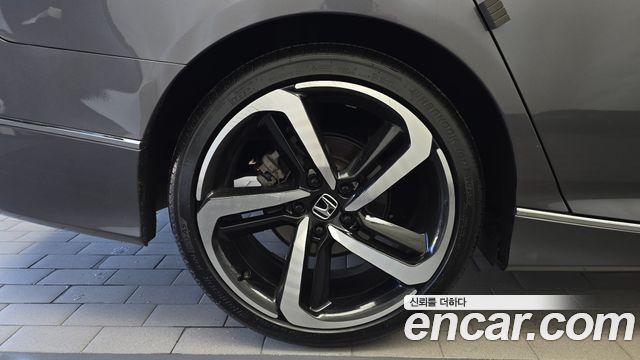 Honda Accord 2018 — photo 5