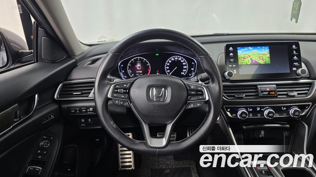 Honda Accord 2018 — photo 13