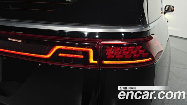 Kia Canival 2021 — photo 9