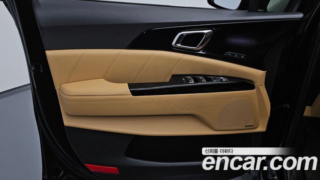Kia Canival 2021 — photo 14