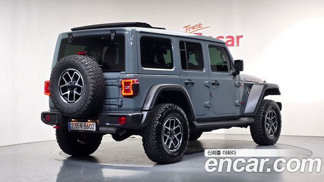 Jeep Wrangler 2025 — photo 2