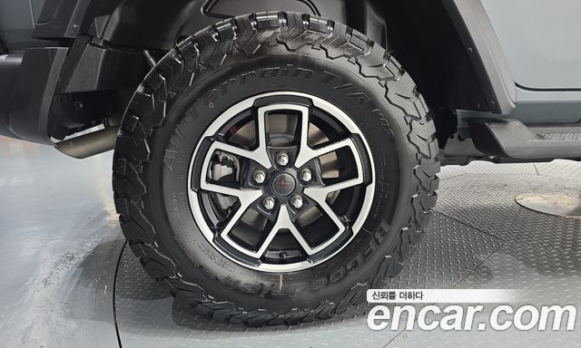Jeep Wrangler 2025 — photo 5