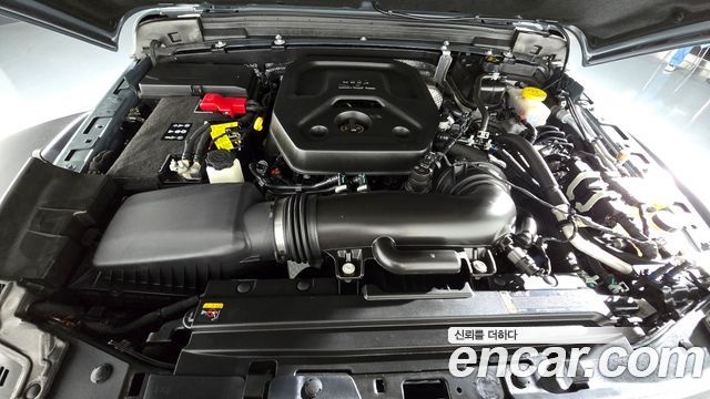 Jeep Wrangler 2025 — photo 6