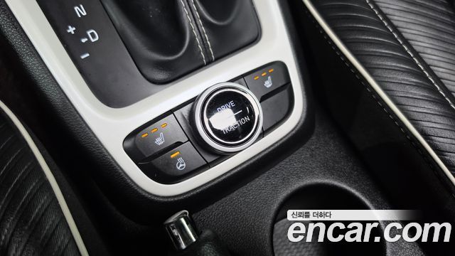 Hyundai Venue 2020 — photo 21
