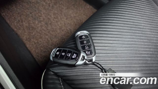 Hyundai Venue 2020 — photo 22