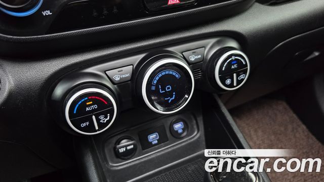 Hyundai Venue 2020 — photo 31