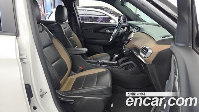 Chevrolet Korea Trailblazer 2022 — photo 17