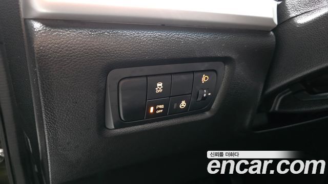 KG Mobility KORANDO 2017 — photo 22
