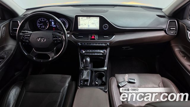 Hyundai Grandeur 2018 — photo 10