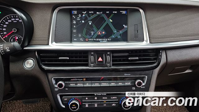 Kia K5 2019 — photo 20