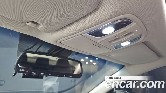 Kia K5 2019 — photo 25