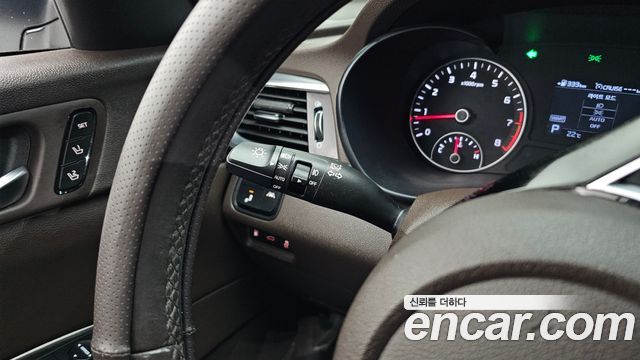 Kia K5 2019 — photo 26