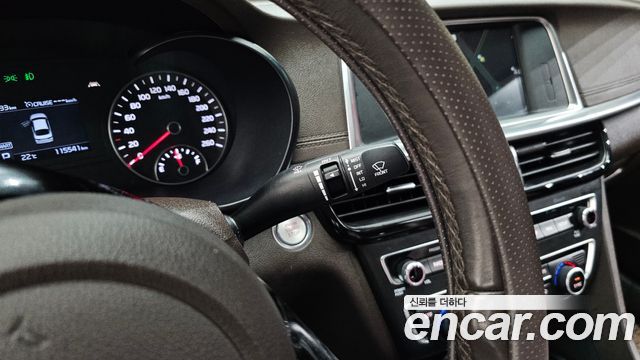 Kia K5 2019 — photo 27