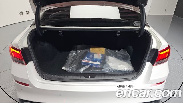 Kia K5 2019 — photo 34