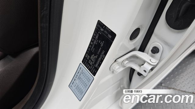 Kia K5 2019 — photo 35