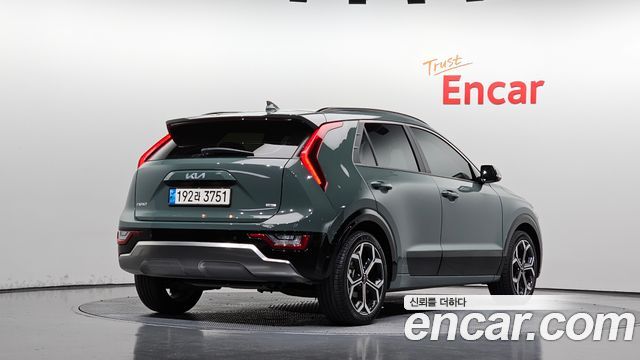 Kia Niro 2022 — photo 2