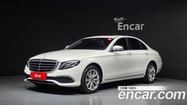 Mercedes-Benz E-Class 2020 — photo 1