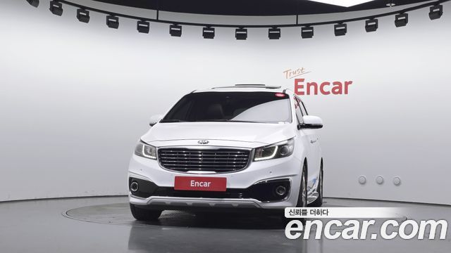 Kia Canival 2017 — photo 3