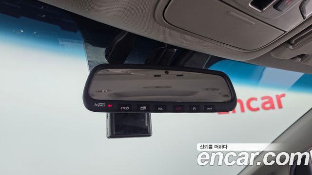 Kia Canival 2017 — photo 27