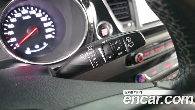 Kia Canival 2017 — photo 29