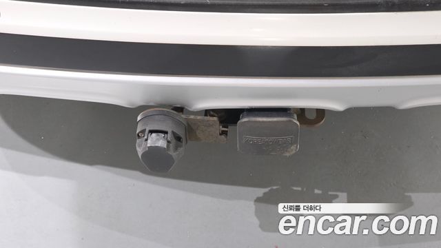 Kia Canival 2017 — photo 31