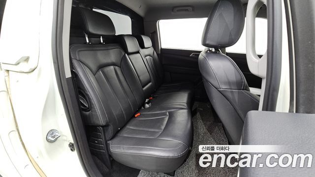 KG Mobility Rexton 2018 — photo 17