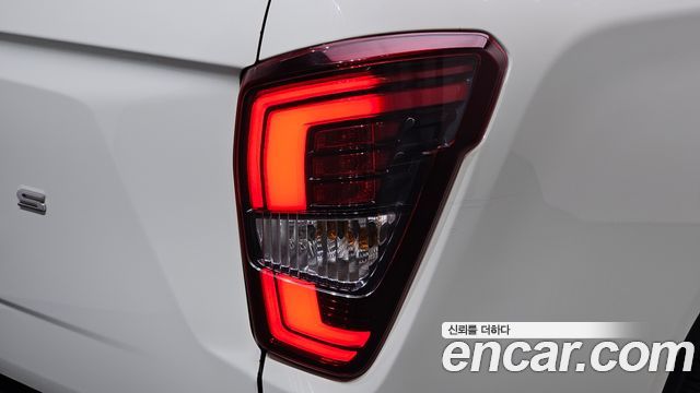 KG Mobility Rexton 2018 — photo 9