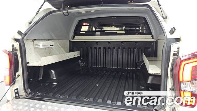 KG Mobility Rexton 2018 — photo 31