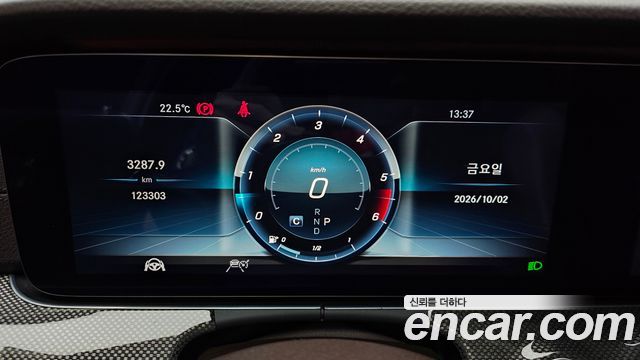 Mercedes-Benz CLS-Class 2019 — photo 11