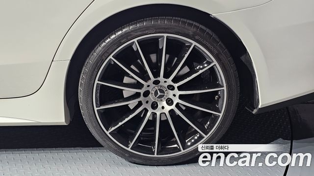 Mercedes-Benz CLS-Class 2019 — photo 7