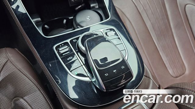 Mercedes-Benz CLS-Class 2019 — photo 27