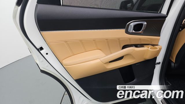 Kia Sorento 2022 — photo 15