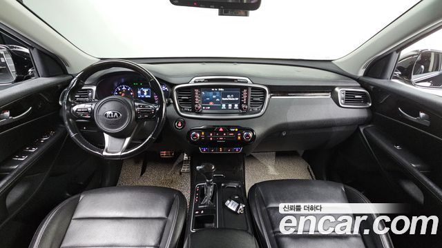 Kia Sorento 2017 — photo 10