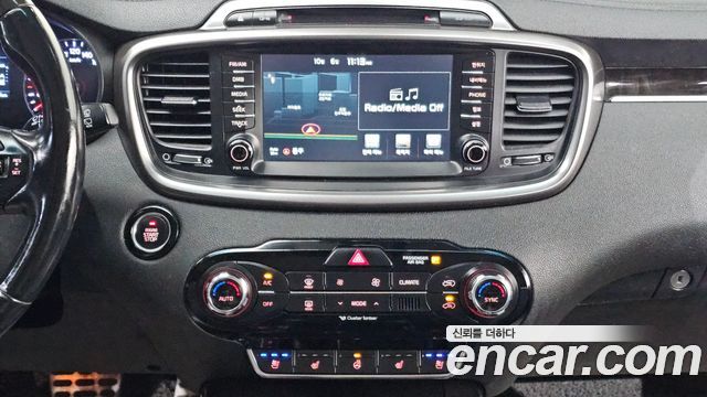 Kia Sorento 2017 — photo 21