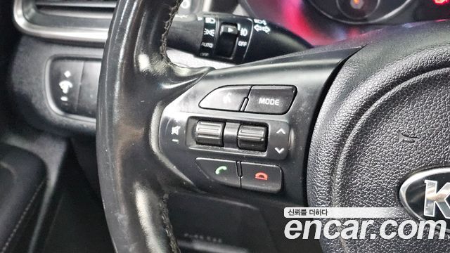 Kia Sorento 2017 — photo 23