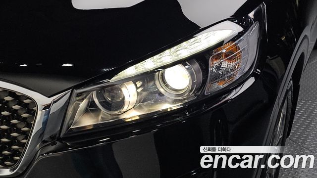 Kia Sorento 2017 — photo 8