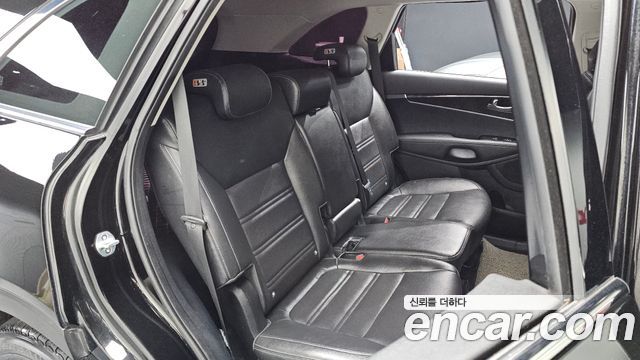Kia Sorento 2017 — photo 16