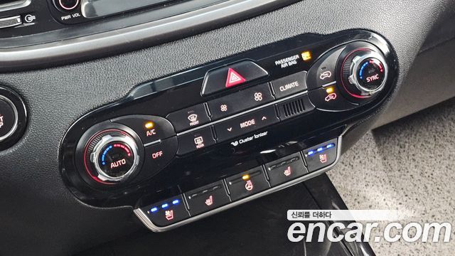 Kia Sorento 2017 — photo 29