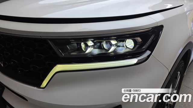Kia Sorento 2023 — photo 8