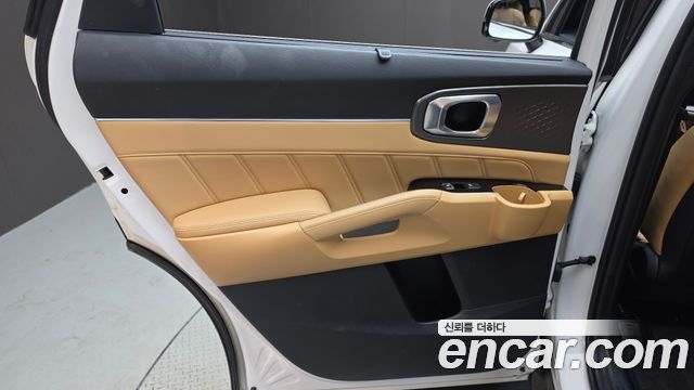 Kia Sorento 2023 — photo 15
