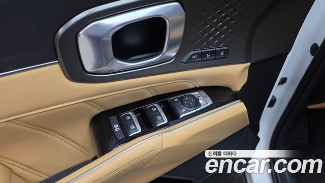 Kia Sorento 2023 — photo 32