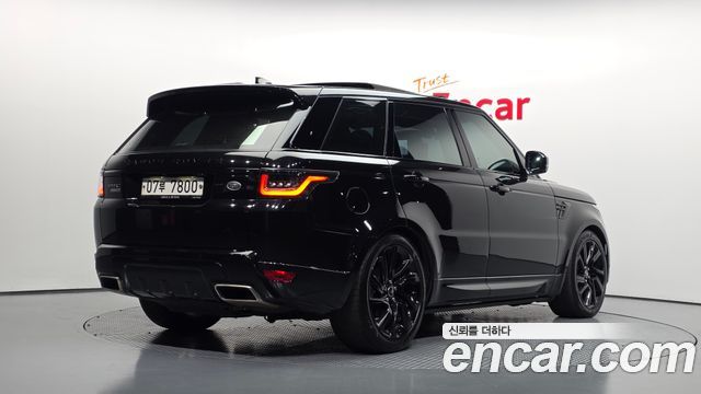 Land Rover Range Rover Sport 2019 — photo 2