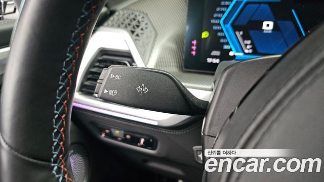 BMW XM 2023 — photo 21