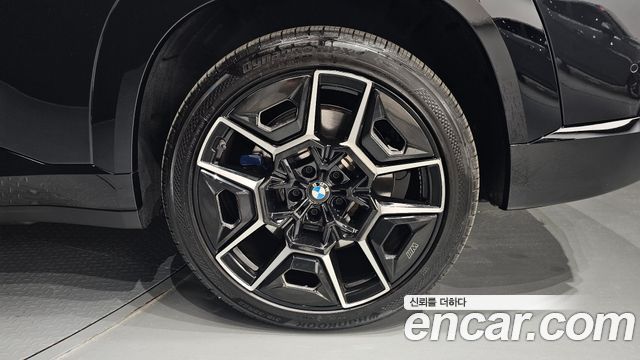 BMW XM 2023 — photo 7