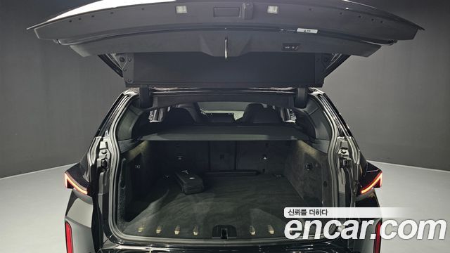 BMW XM 2023 — photo 36