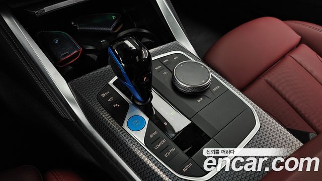 BMW i4 2022 — photo 12