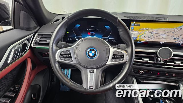 BMW i4 2022 — photo 19